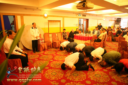 第三代传人刘树春先生举办的中型收徒仪式01